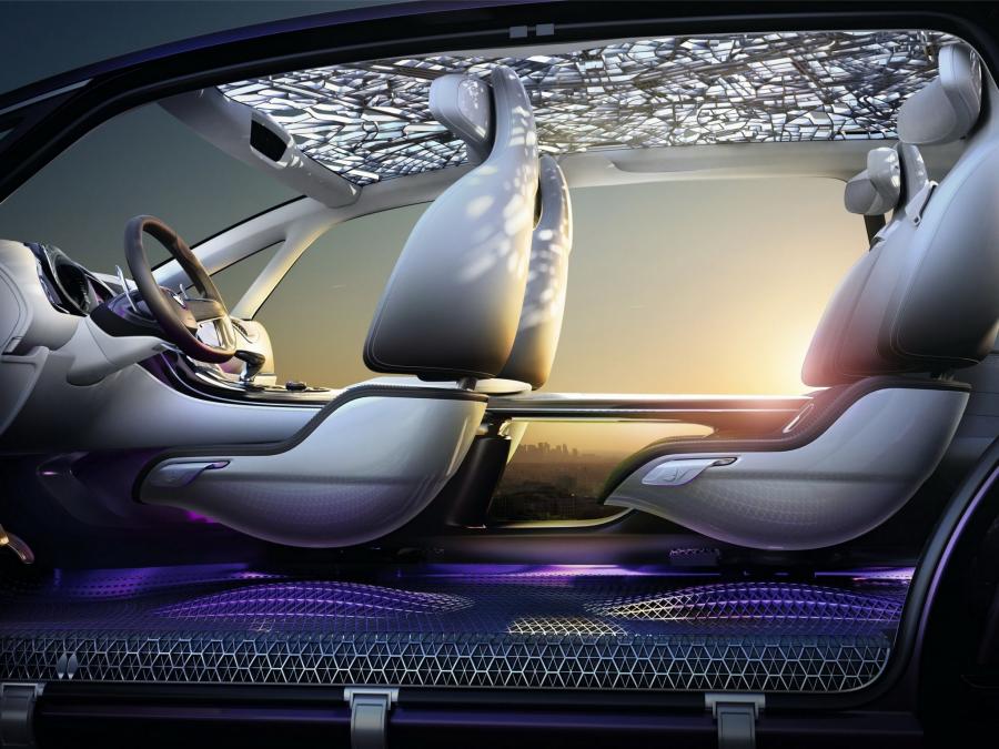  Renault Initiale Paris Concept 2013 года  (фото 10 из 16)